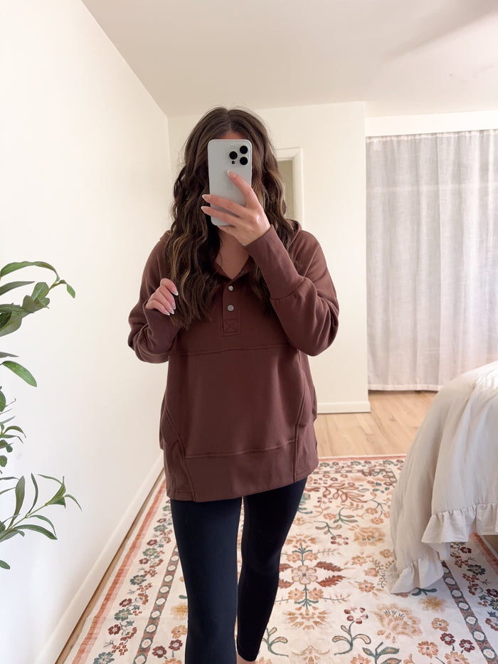 Jackie Pullover Brown