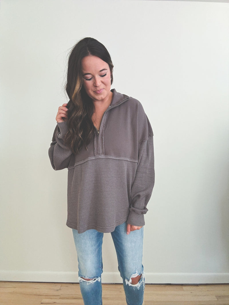 Chelsea Pullover Graphite