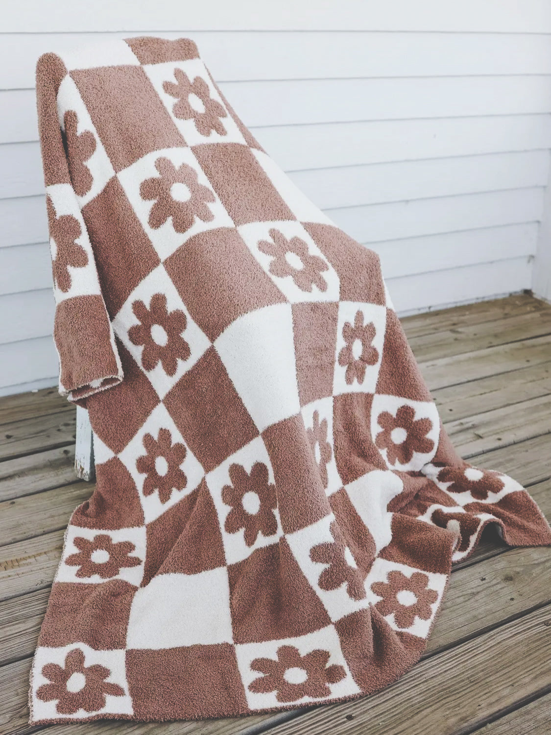 Cuddle Me Up Blanket Checkered Floral