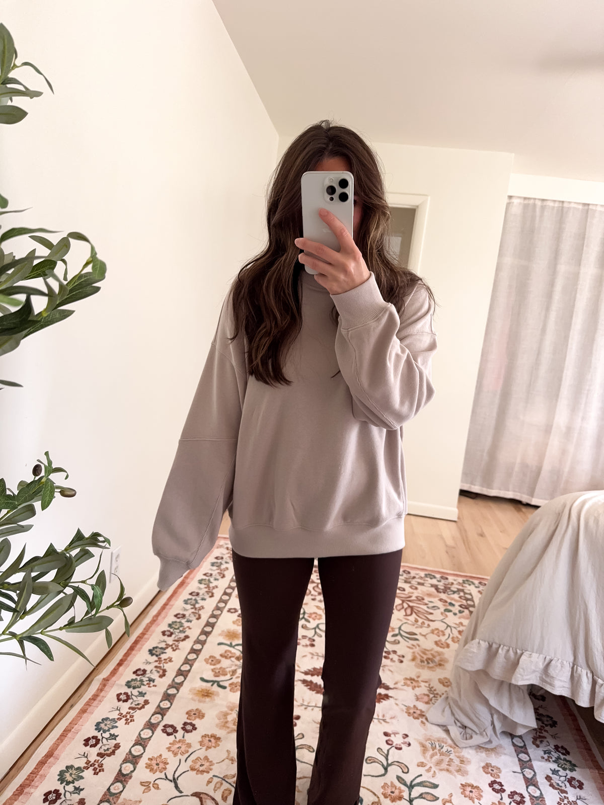Lacey Pullover