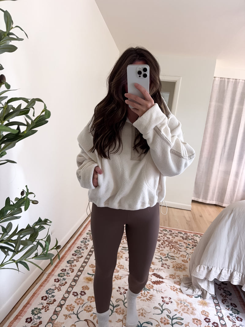 Jenna Pullover