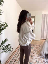 Jenna Pullover
