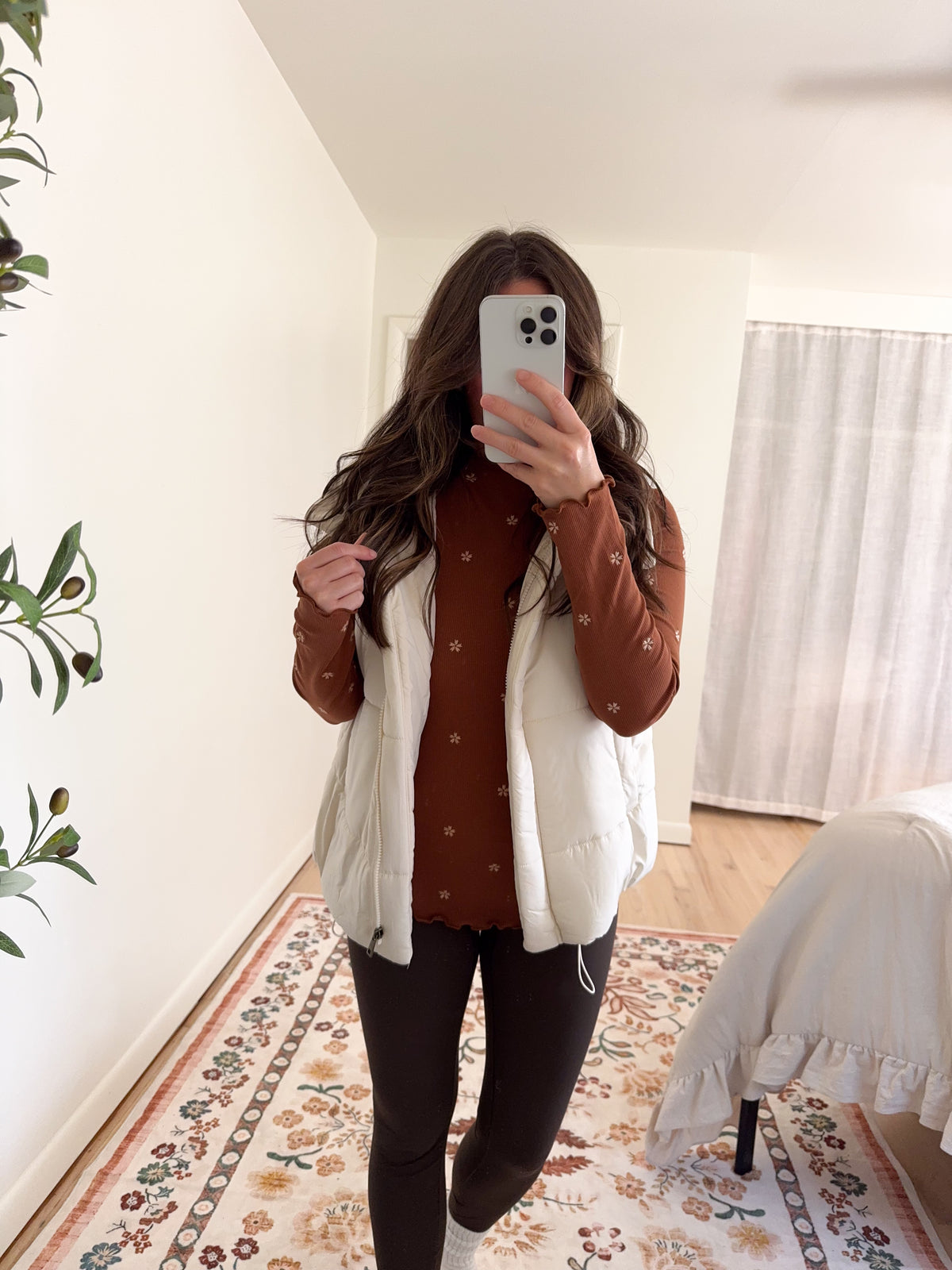 Emily Vest Cream