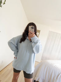 Claire Pullover Baby Blue