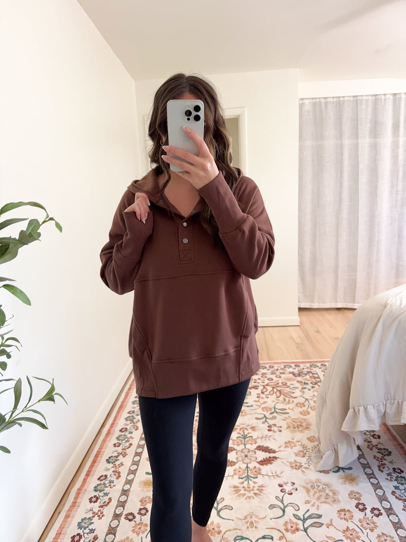 Jackie Pullover Brown