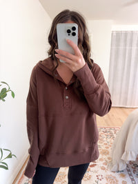 Jackie Pullover Brown