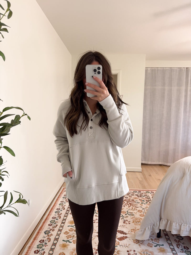 Jackie Pullover Bone