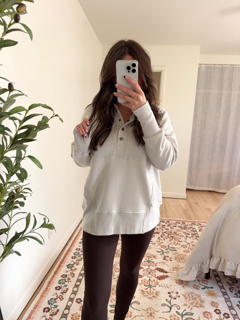 Jackie Pullover Bone