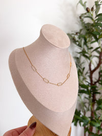 Sara Necklace